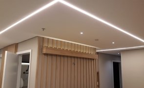 Guia Completo: Como Fazer um Corte no Gesso para Instalar um Perfil de Embutir